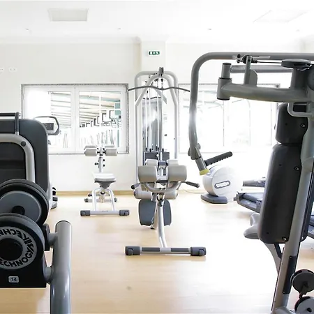 بيت للعطل For Max 4 Pers In With A Shared Pool